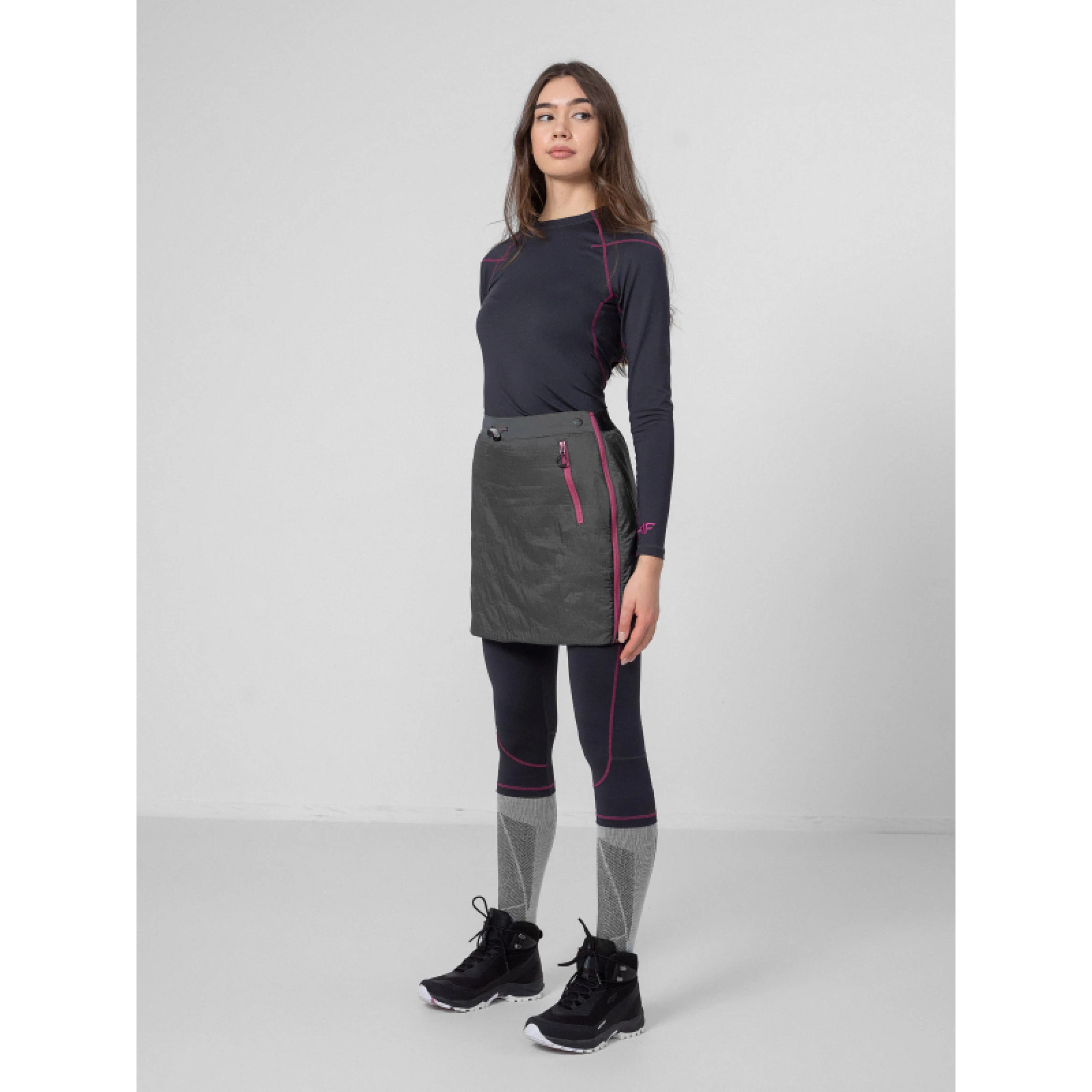 Női sífutó szoknya 4F SKIRT FNK F002-22S-ANTHRACITE · záber 3