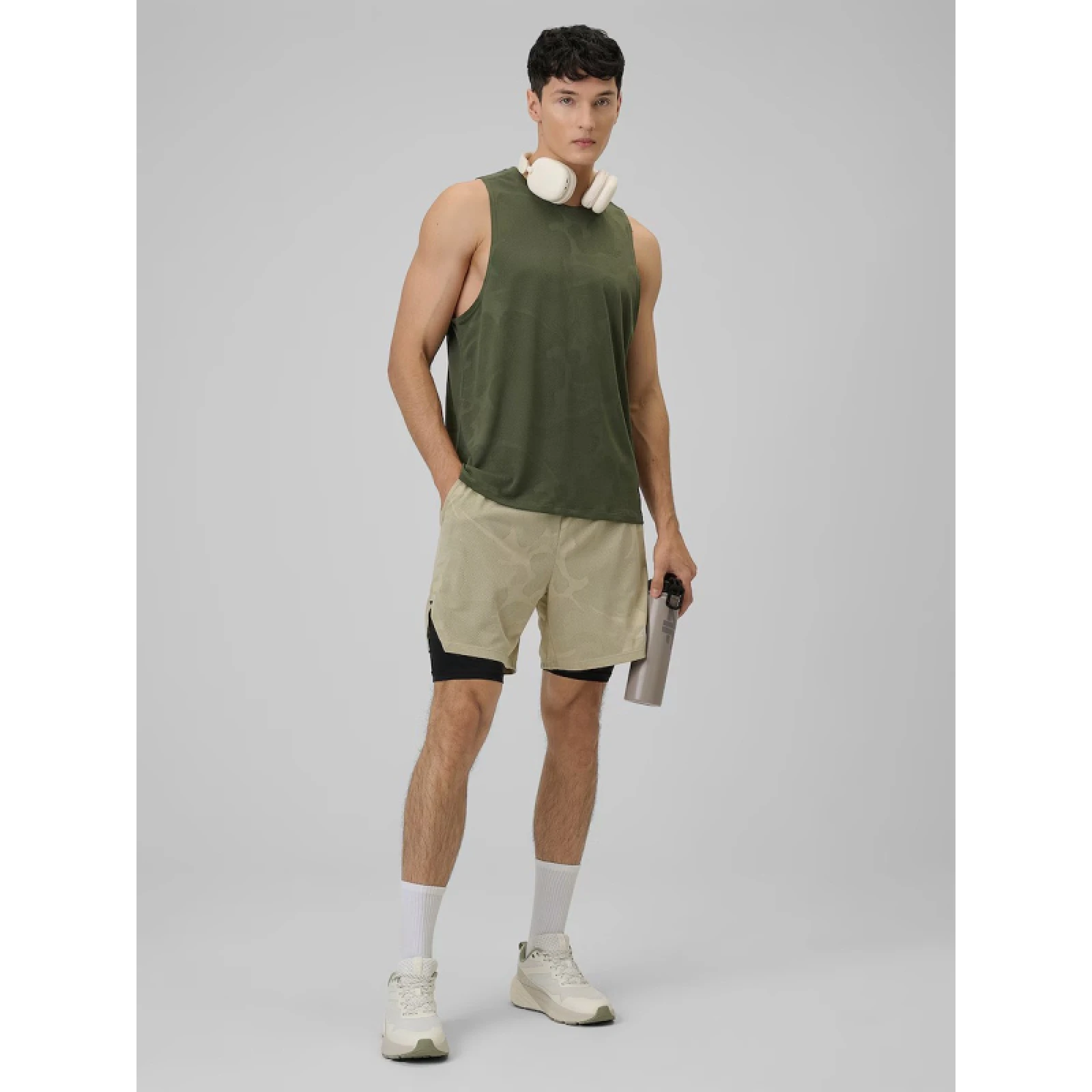 Férfi futó trikó 4F SLEEVELESS FNK M0877-43S-KHAKI · záber 5