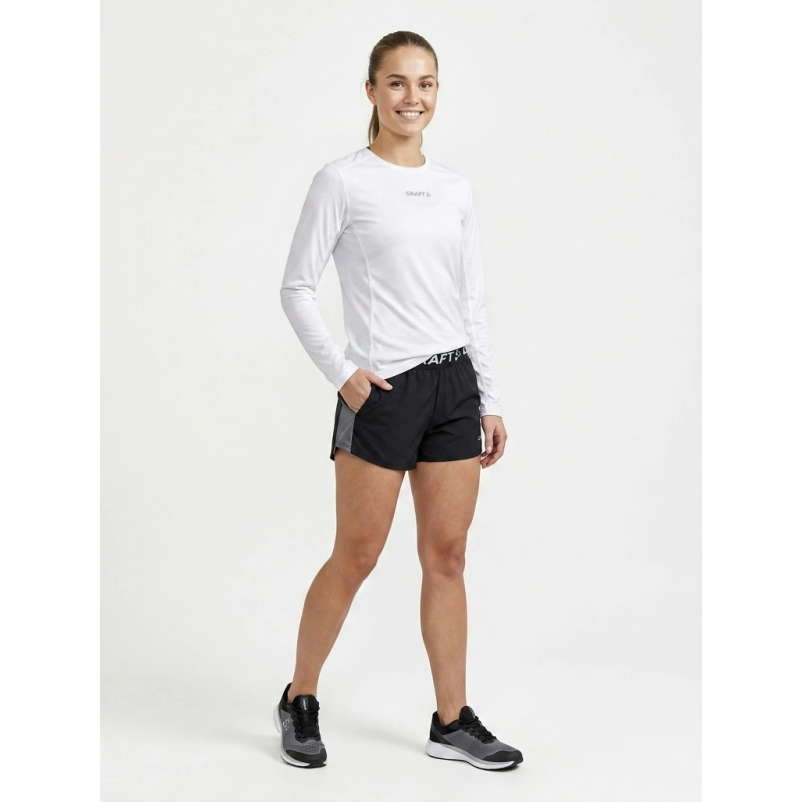 Női hosszú ujjú edzőpóló CRAFT ADV Essence LS Tee 2 W · záber 3