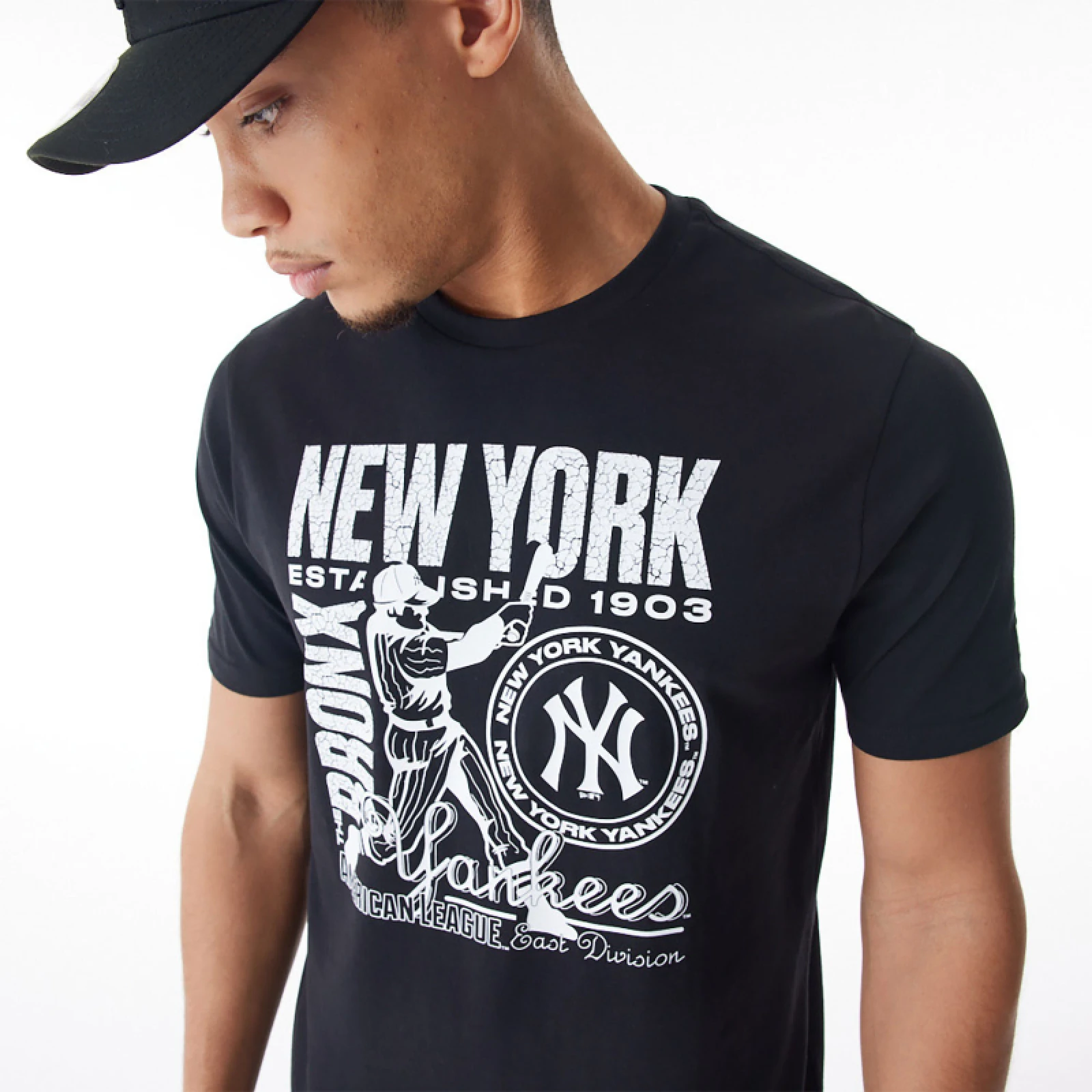Rövid ujjú póló NEW ERA MLB Distressed graphic NEYYAN · záber 3