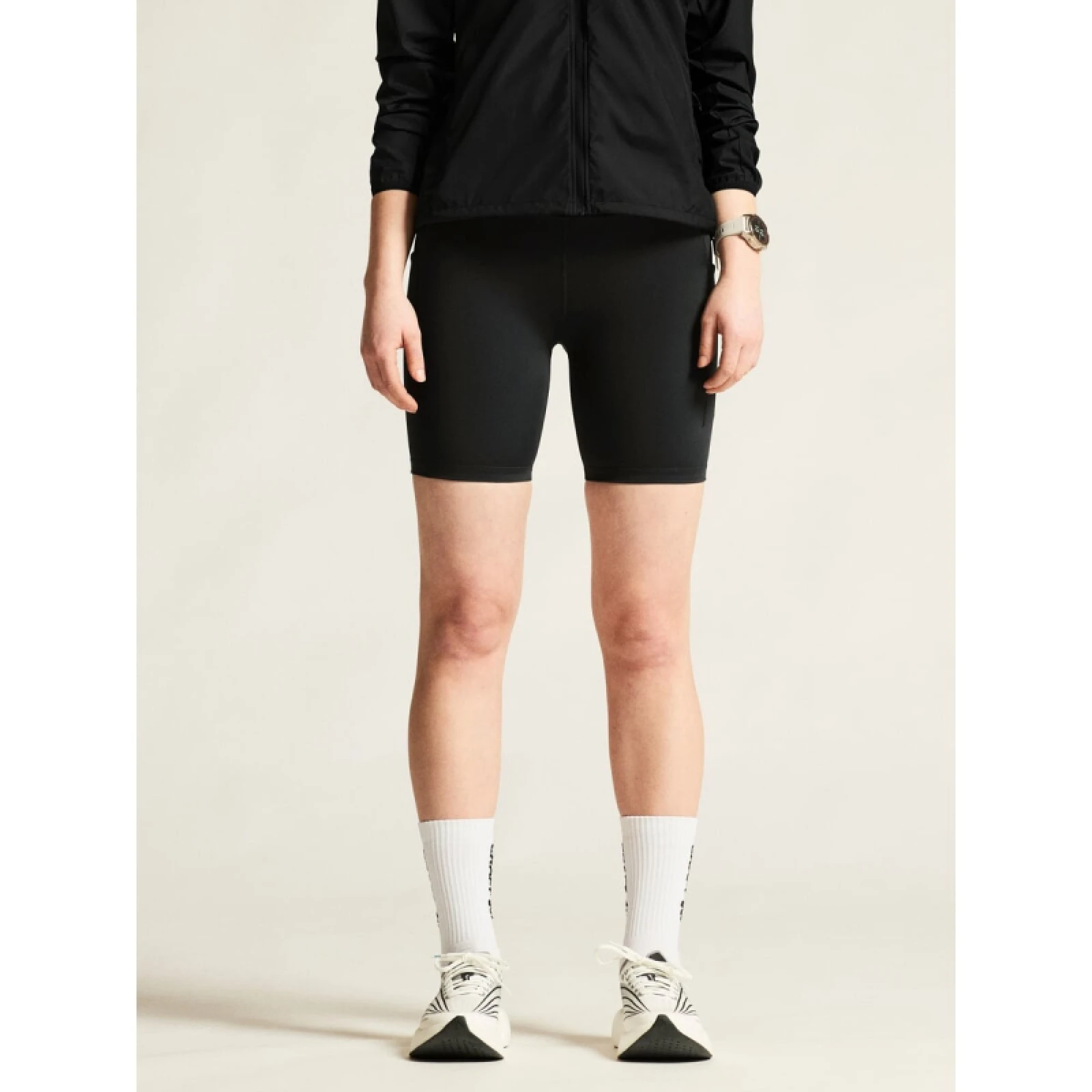 Női futó rövidnadrágok CRAFT Essence Short Tights 3 W · záber 2