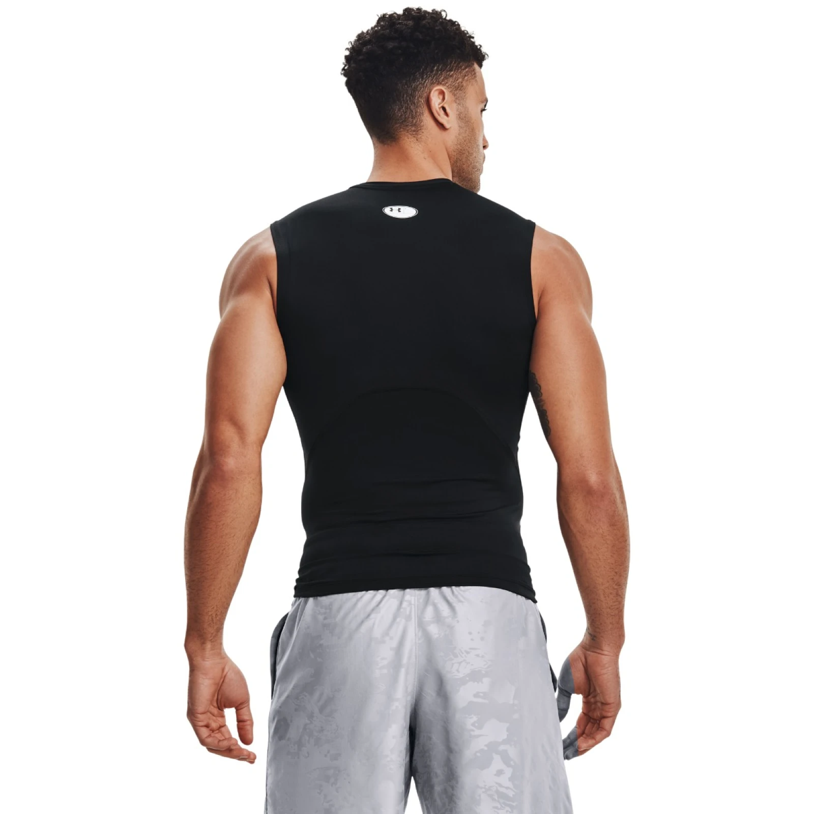 Under Armour HG Armour SL Black - Méret: M | Szín: čierna | Korcsoport: Felnőtt | Tömeg: 0,06 g | Csomag: 100 · záber 2