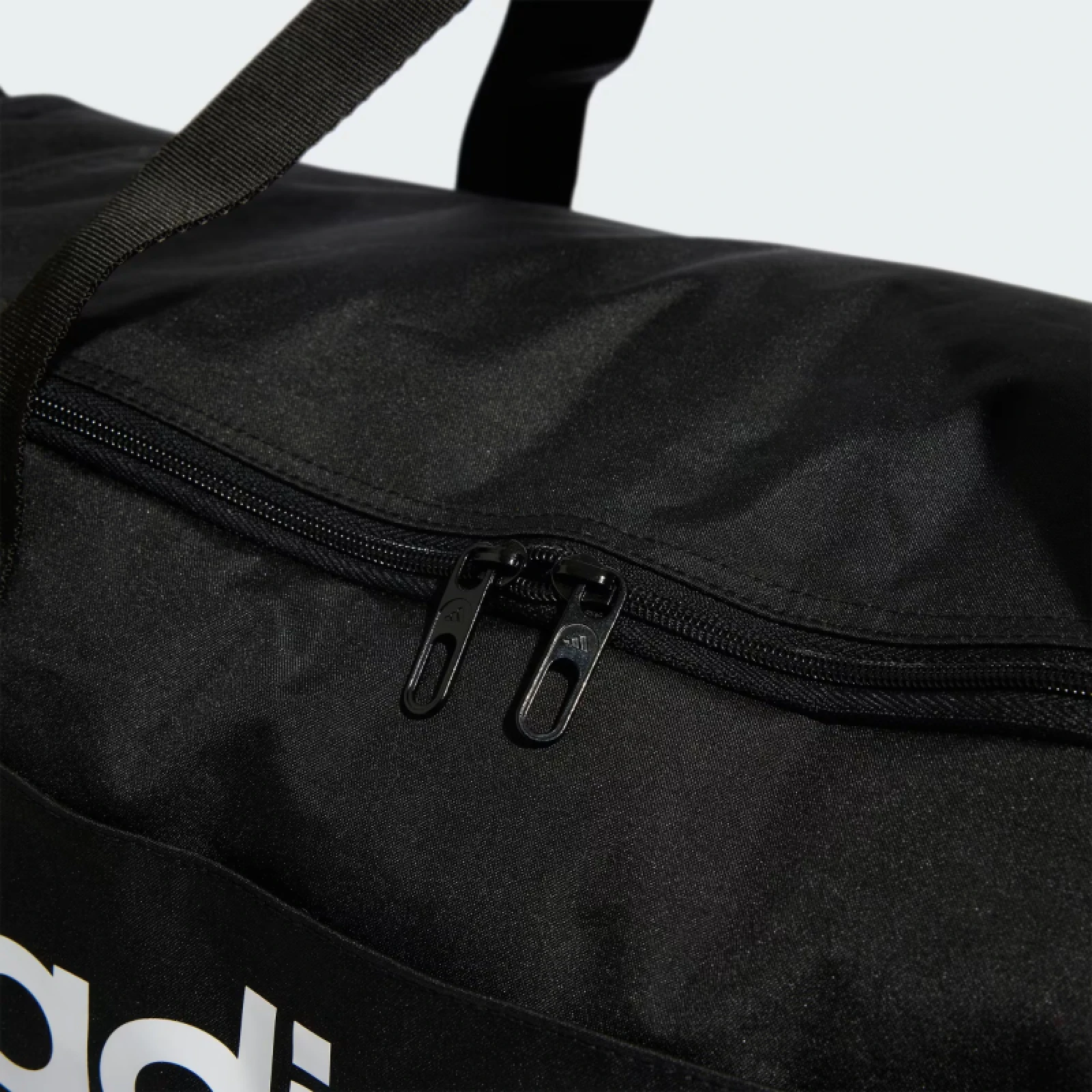 Utazótáska ADIDAS LINEAR DUFFEL M BLACK WHITE · záber 11