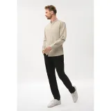 Férfi hosszú ujjú ing VOLCANO LANGE 102-BEIGE · záber 4