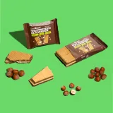 GymBeam 32% Protein Wafer · záber 3
