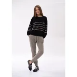 Női melegítőnadrágok VOLCANO VENIS-102-BEIGE · záber 2
