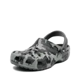 Fiú kroksik (szabadidőcipő) CROCS Classic Camo Clog K black grey · záber 3