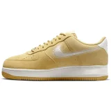 Nike Air Force 1 '07 LV8 - 41 · záber 9