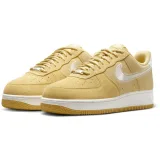 Nike Air Force 1 '07 LV8 - 41 · záber 11