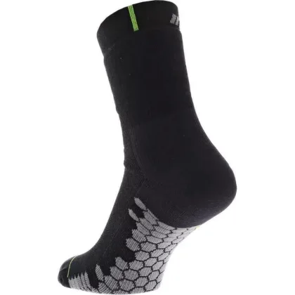 Skarpety inov-8 Merino Thermo Outdoor Sock High Dwupak. Czarno-szare