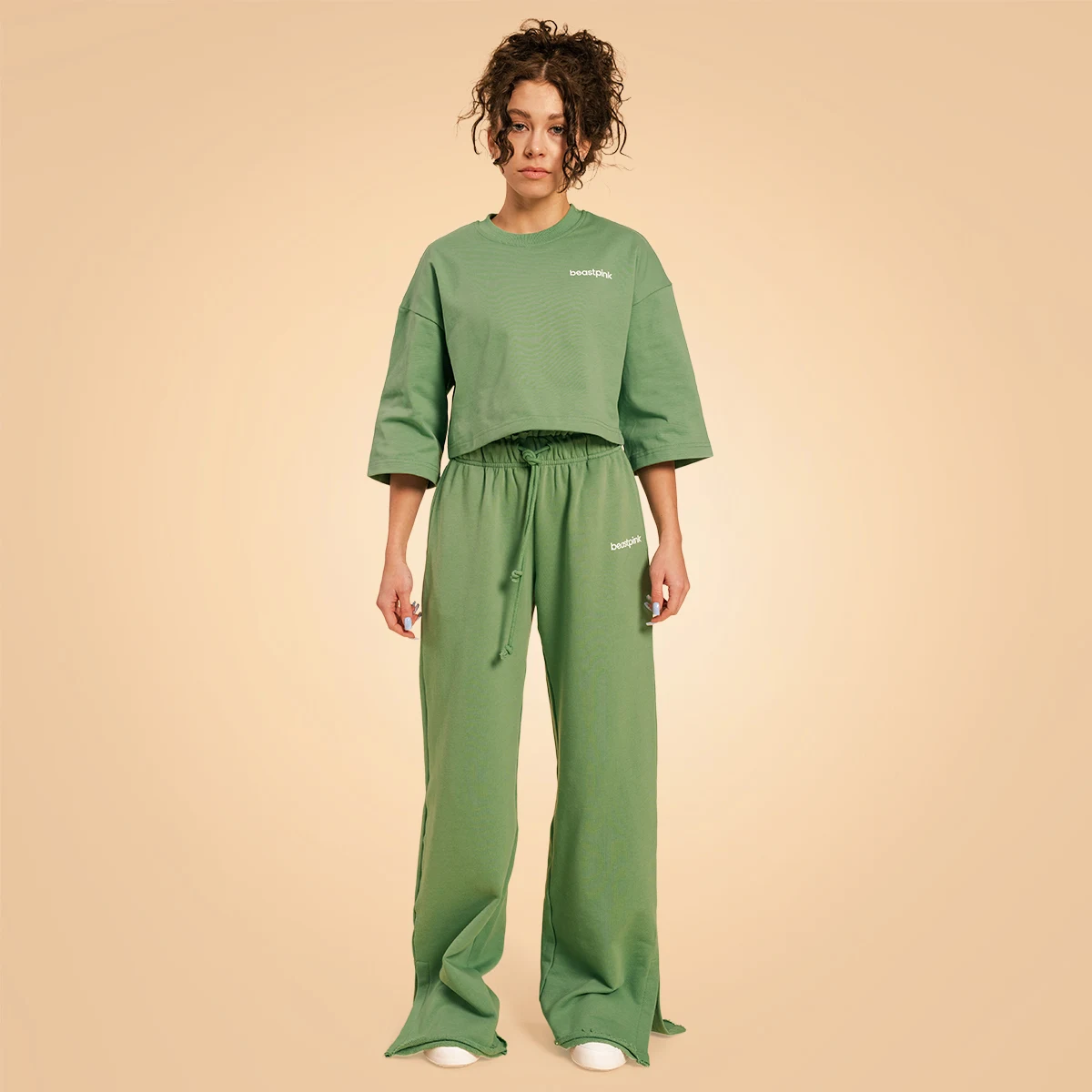 BeastPink Women‘s Serenity Joggers Olivine - Rozmiar: L | Kolor: Zielony | Waga: 0,72 g | Opakowanie: 34 · záber 4