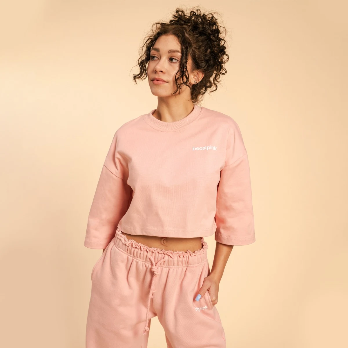 BeastPink Women‘s Serenity Cropped T-shirt Pink - Rozmiar: XL | Kolor: Różowy | Waga: 0,281 g | Opakowanie: 70 · záber 3