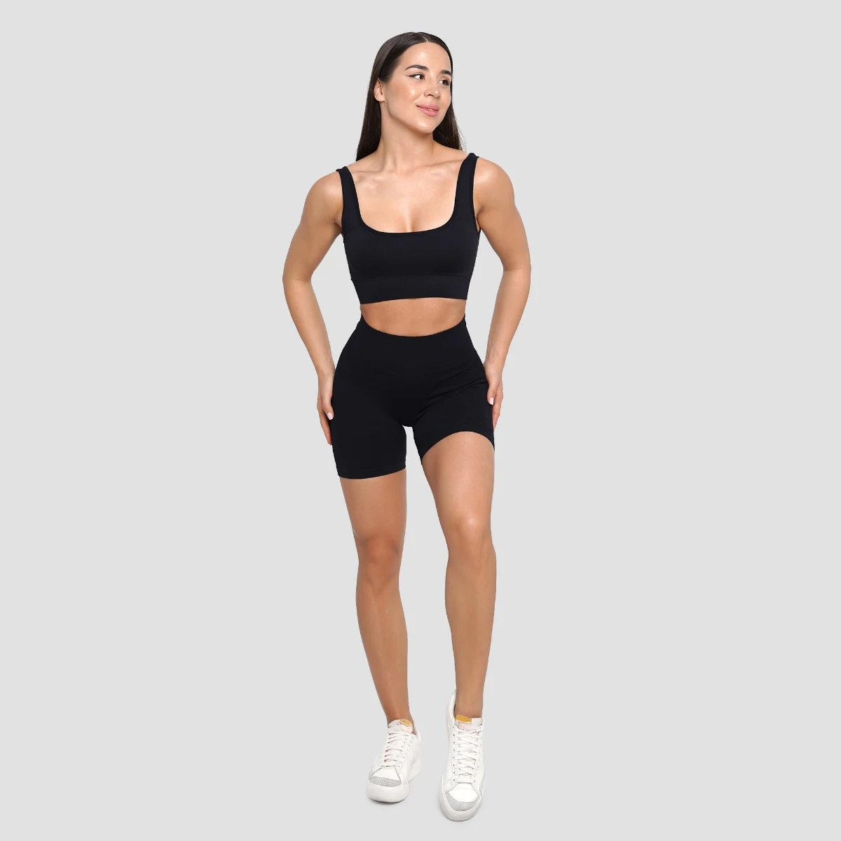 GymBeam Women‘s Lift Seamless Shorts Black - Rozmiar: S | Kolor: Czarny | Waga: 0,12 g | Opakowanie: 80 · záber 4