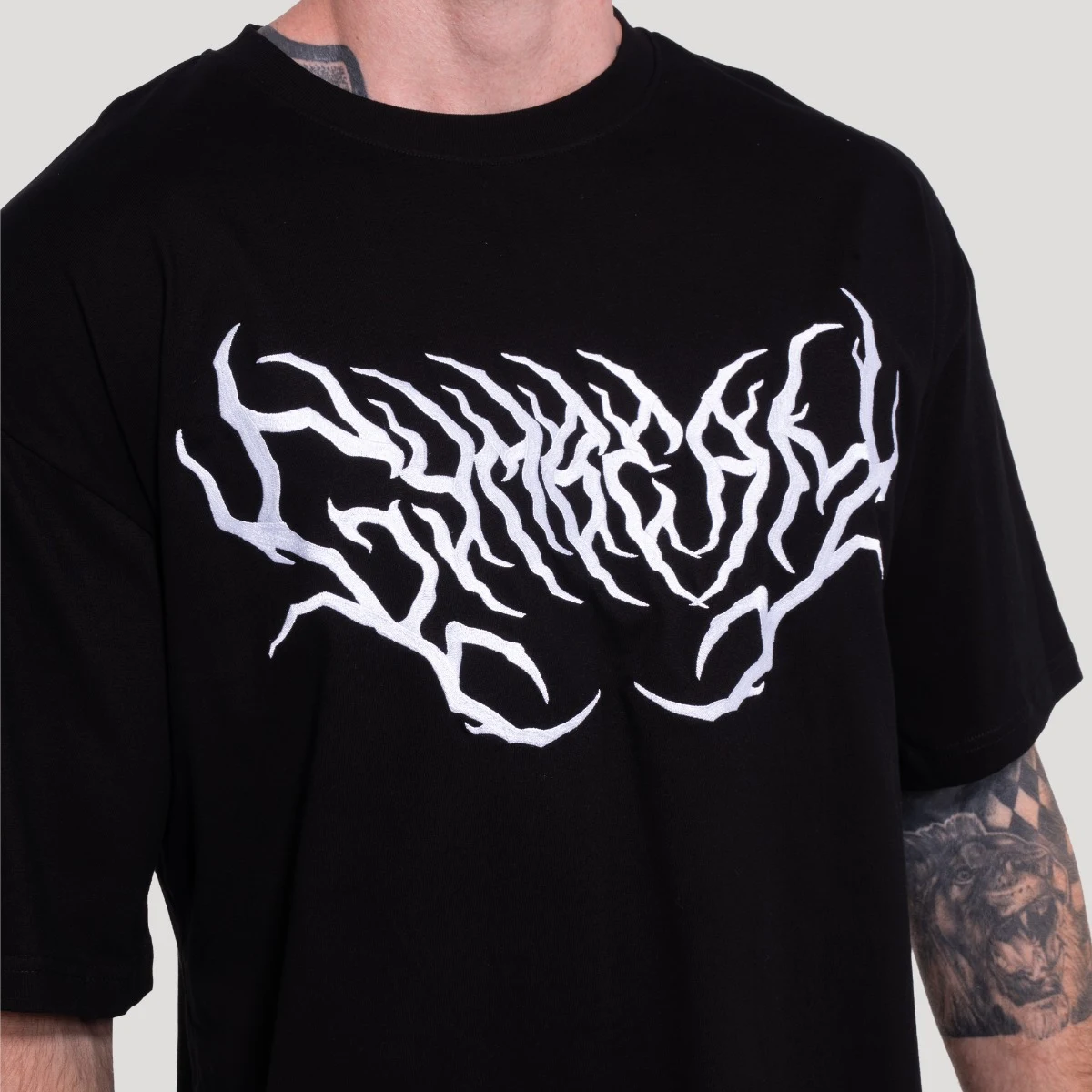 GymBeam Thorn T-shirt Black - Rozmiar: S | Kolor: Czarny | Waga: 0,2475 g | Opakowanie: 85 · záber 2