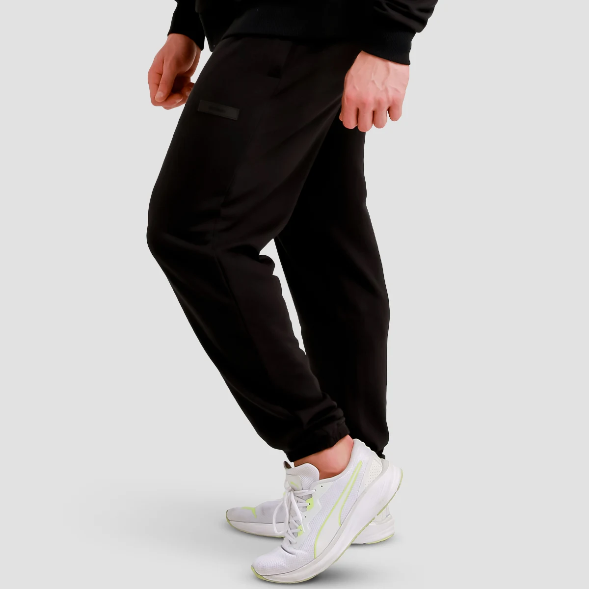 GymBeam Unity Joggers Black - Rozmiar: S | Kolor: Czarny | Waga: 0,51 g · záber 3