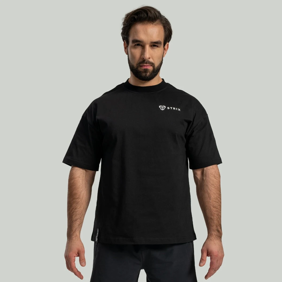 STRIX Oversized Tee Black - Rozmiar: M | Kolor: Czarny | Waga: 0,23 g | Opakowanie: 90 · záber 1
