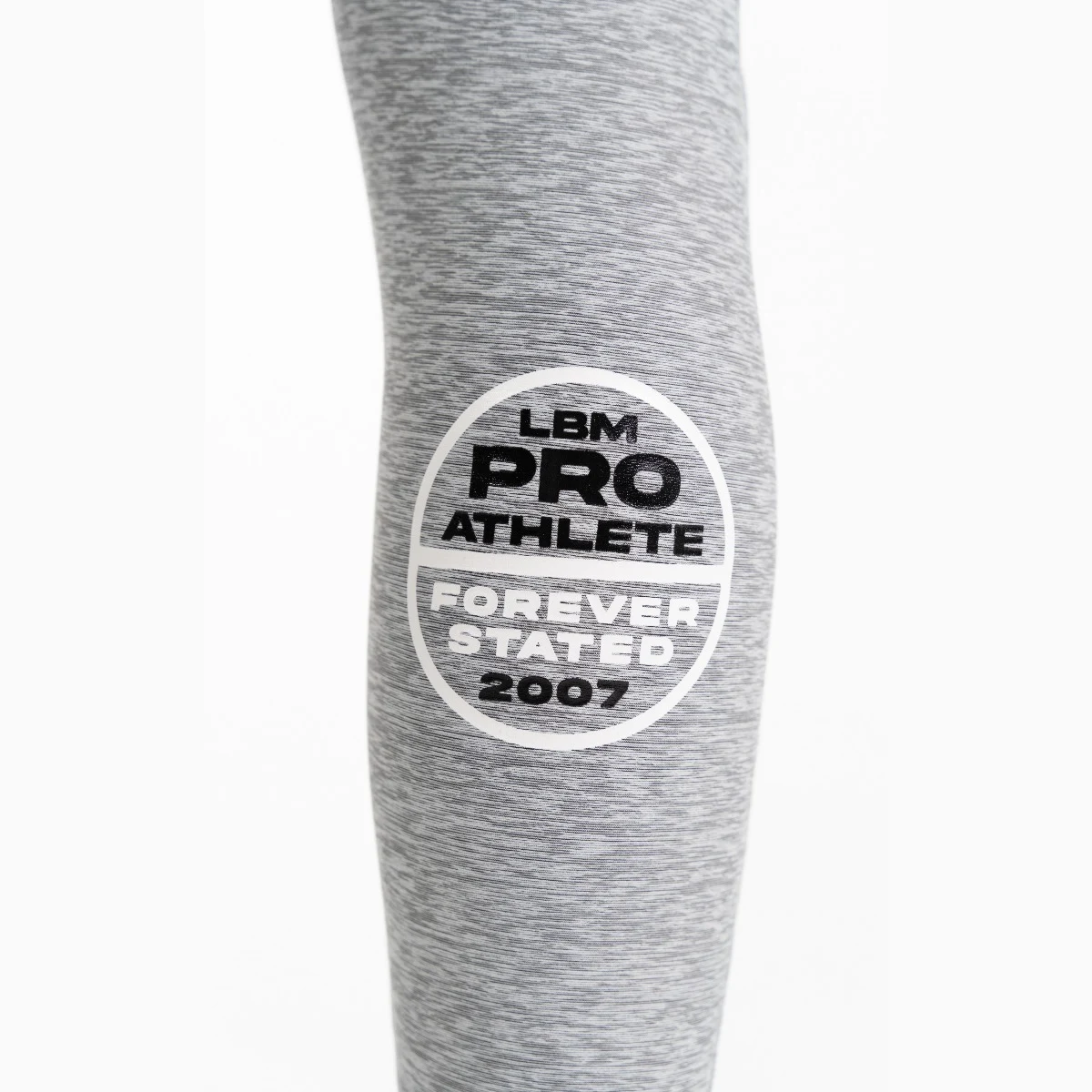 LABELLAMAFIA Women‘s Sweatpants Essentials Grey · záber 3