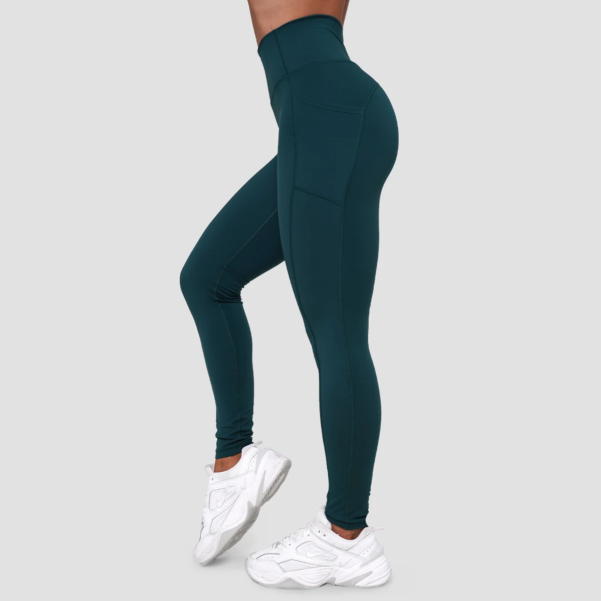 GymBeam Women‘s Ignite Leggings Dark Green - Rozmiar: L | Kolor: Zielony | Waga: 0,2 g | Opakowanie: 80 · záber 3