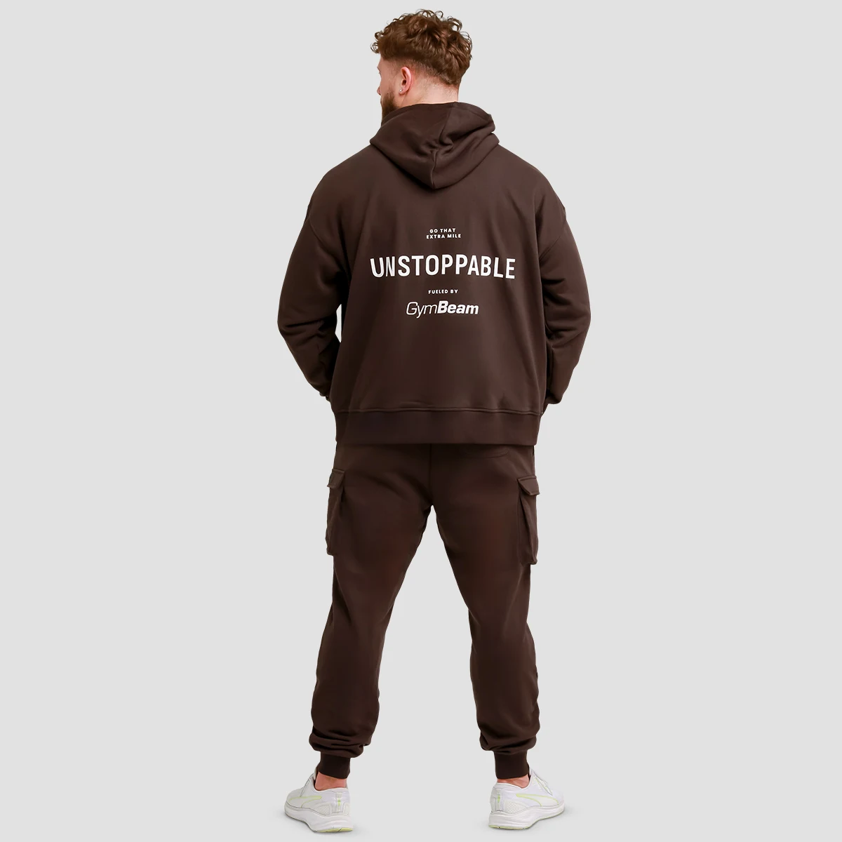 GymBeam Utility Joggers Brown - Rozmiar: L | Kolor: Brązowy | Waga: 0,63 g · záber 5