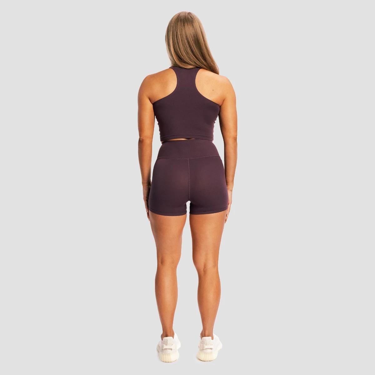 GymBeam Women‘s BEAT Shorts Berrywood - Rozmiar: XS | Kolor: Fioletowy | Waga: 0,06 g | Opakowanie: 40 · záber 5