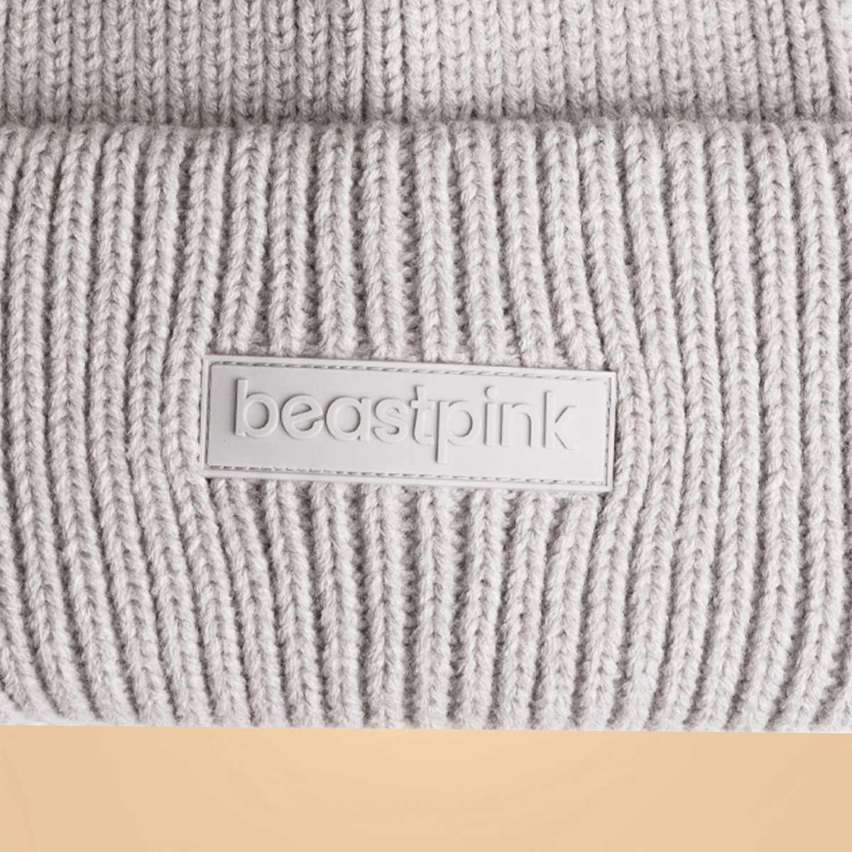 BeastPink Winter Beanie Ivory · záber 3