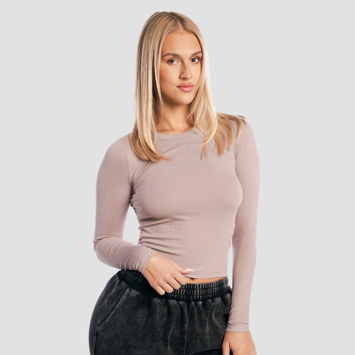 GymBeam Women‘s Aura Long Sleeve T-Shirt Roux - Rozmiar: XL | Kolor: Różowy | Waga: 0,188 g | Opakowanie: 90 · záber 3