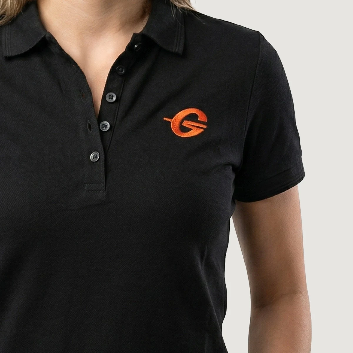 GymBeam Women‘s Polo Shirt Black - Rozmiar: XS | Kolor: Czarny | Waga: 1 g · záber 3