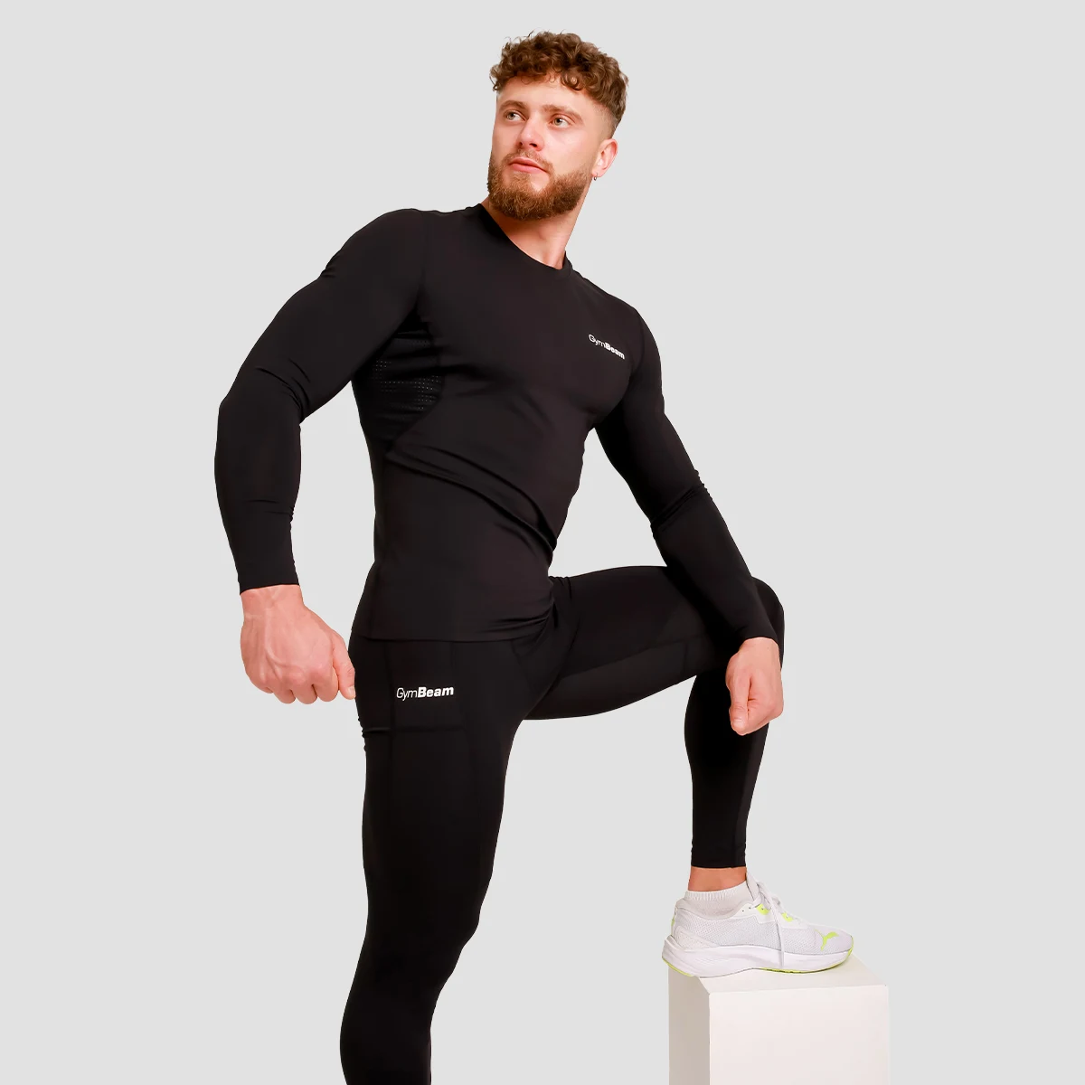 GymBeam High Compression Leggings Black - Rozmiar: M | Kolor: Czarny | Waga: 0,2 g | Opakowanie: 65 · záber 3