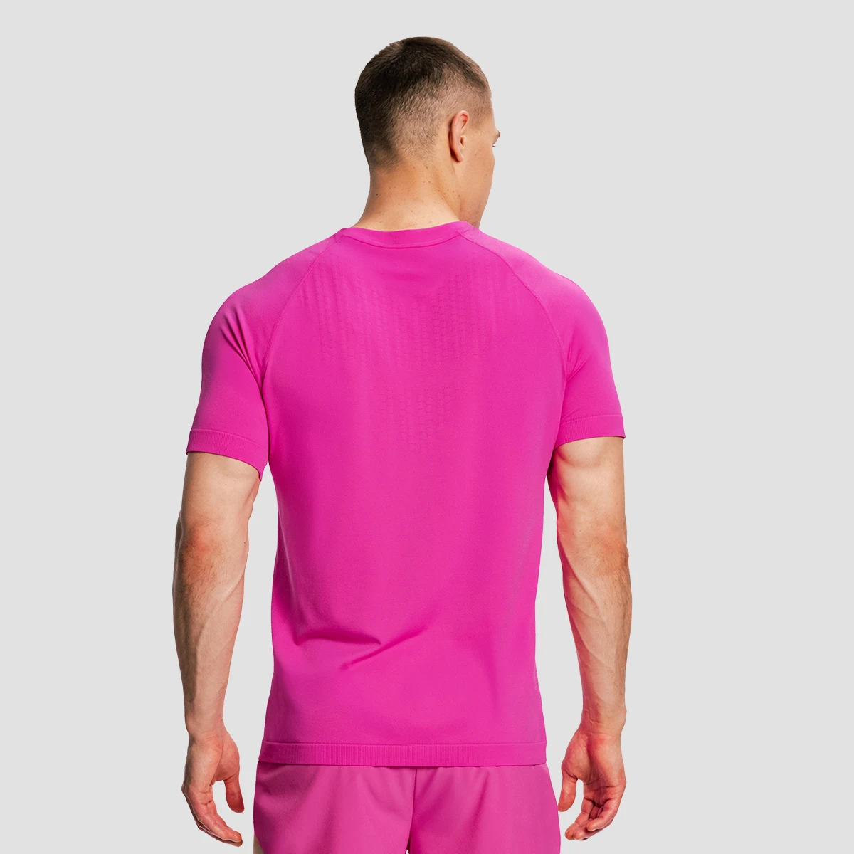 GymBeam Men‘s Pulse X Running T-shirt Purple - Rozmiar: L | Kolor: Fioletowy | Waga: 0,2 g | Opakowanie: 70 · záber 3