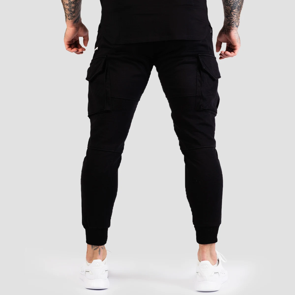 GymBeam Men‘s TRN Joggers Black - Rozmiar: L | Kolor: Czarny | Waga: 0,6 g | Opakowanie: 38 · záber 2
