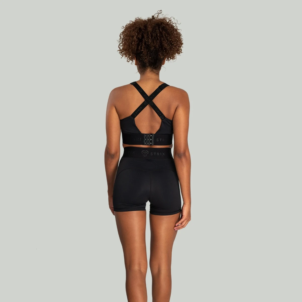 STRIX Women‘s Nebula shorts black · záber 3