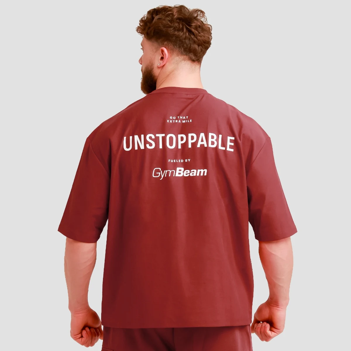 GymBeam Oversized Unstoppable T-shirt Red - Rozmiar: M | Kolor: Czerwony | Waga: 0,37 g · záber 4