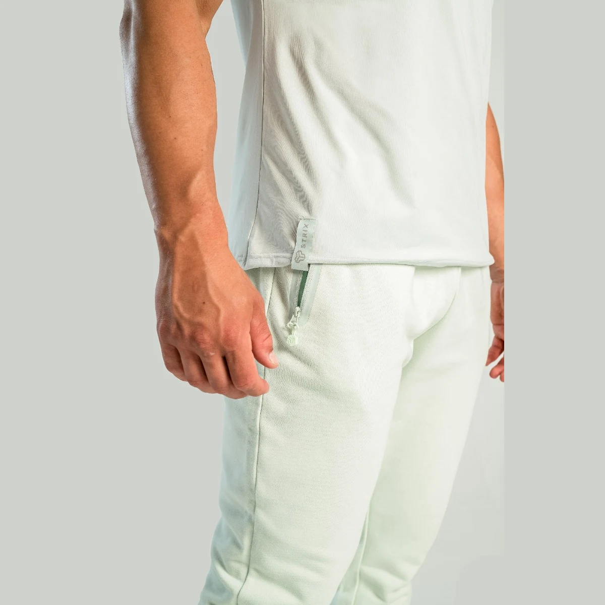 STRIX Joggery Nova Moon Grey · záber 2