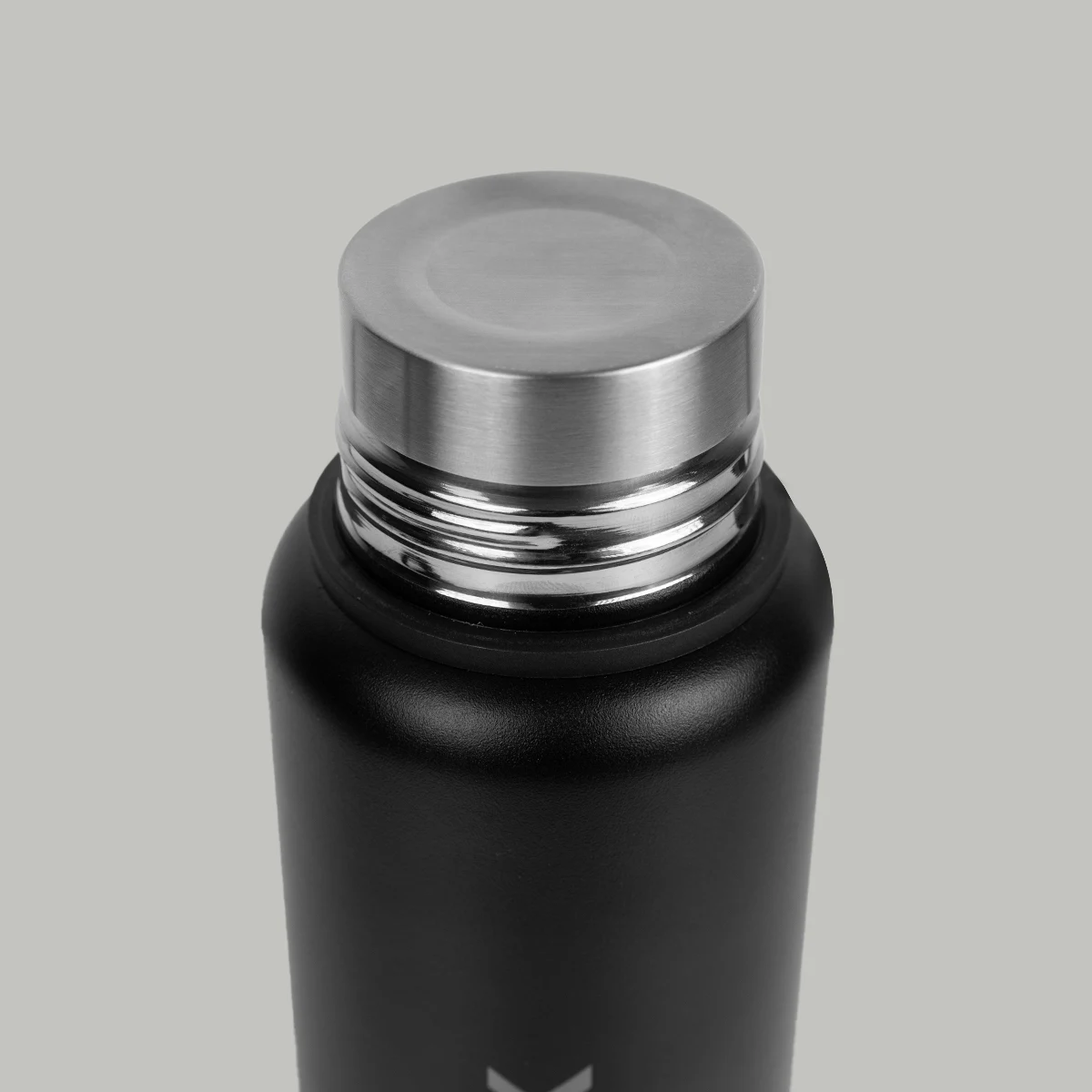 STRIX Fusion Vacuum Flask 1000 ml · záber 4