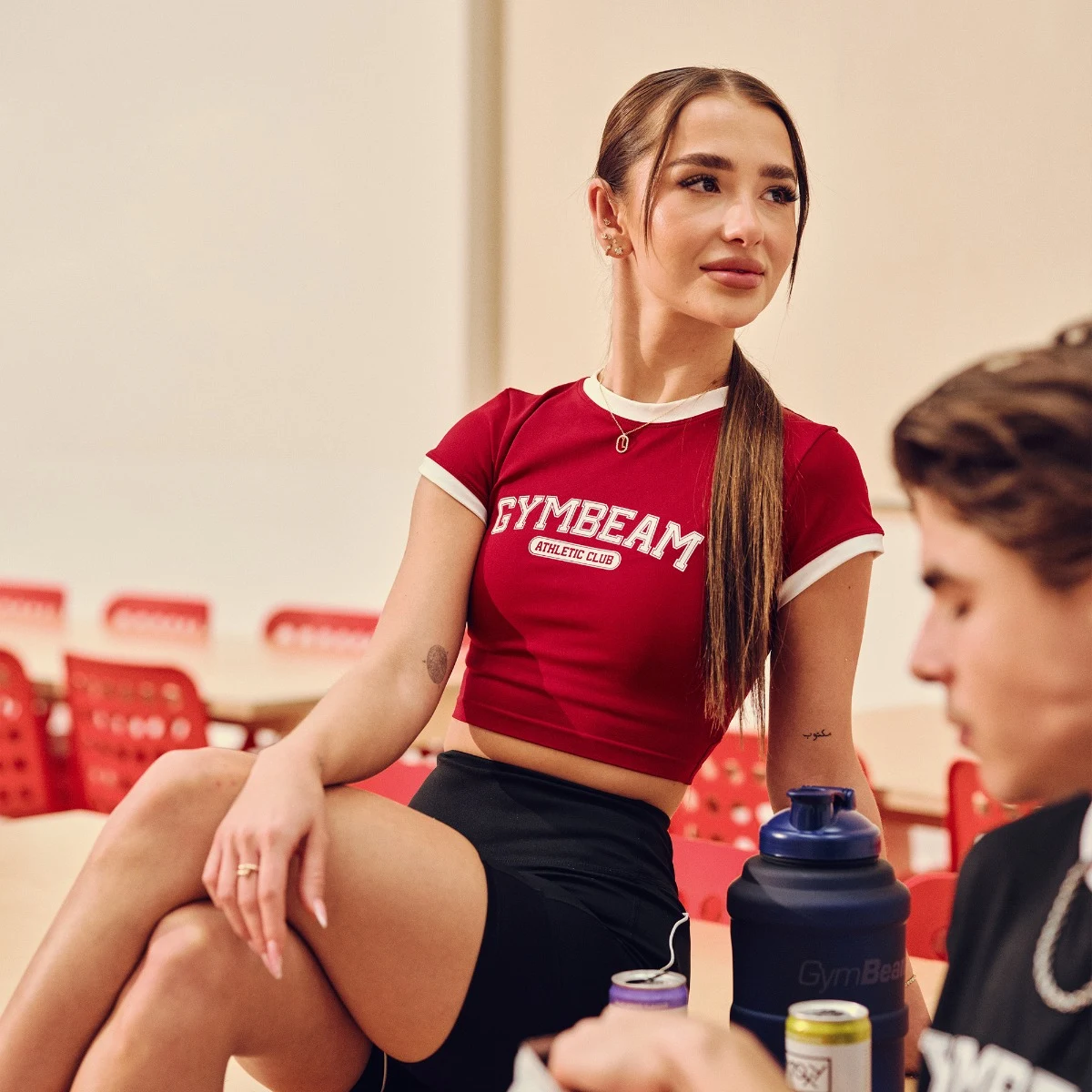 GymBeam Women‘s Varsity Shorts Black - Rozmiar: XS | Kolor: Czarny | Waga: 0,1 g | Opakowanie: 150 · záber 2
