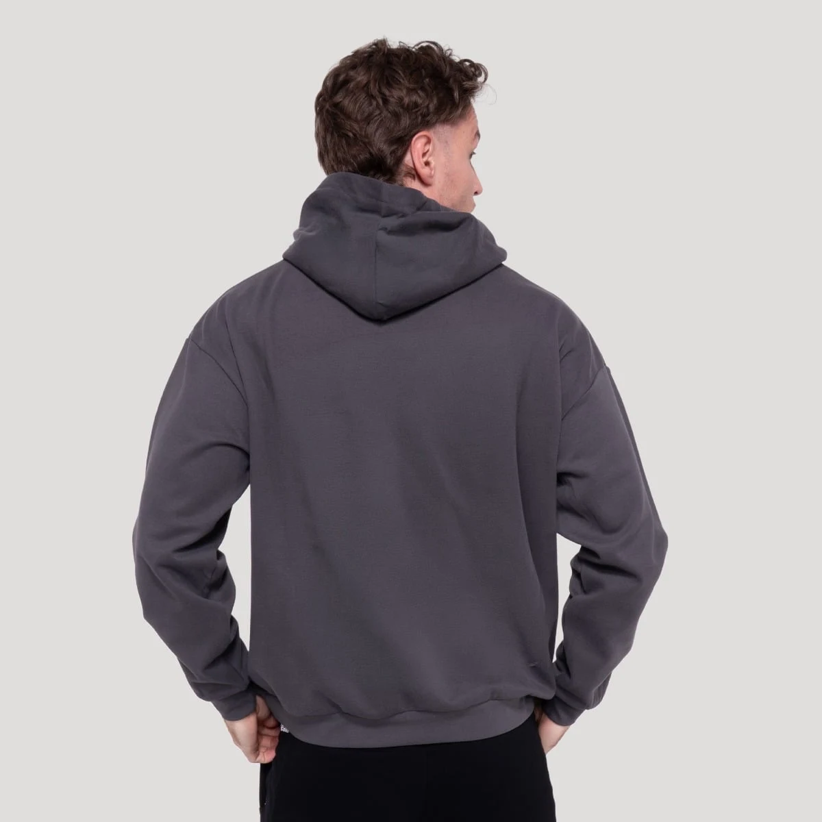 GymBeam Thorn Hoodie Grey - Rozmiar: XXL | Kolor: Szary | Waga: 0,7497 g | Opakowanie: 25 · záber 4