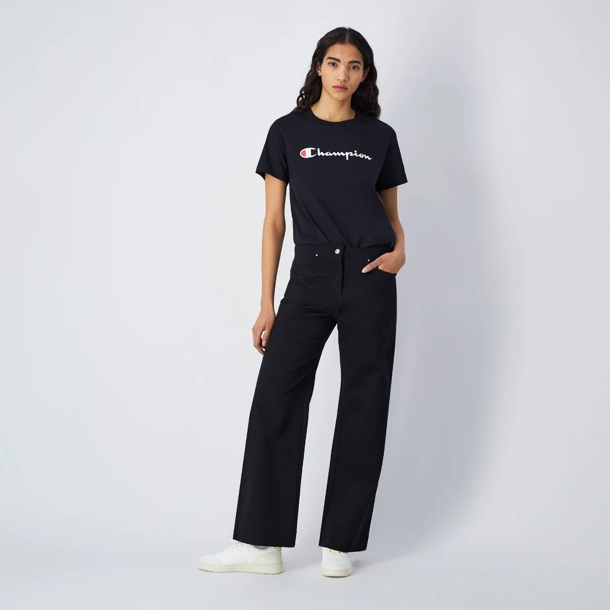 Champion Women‘s Big Logo Jersey T-Shirt Black · záber 4