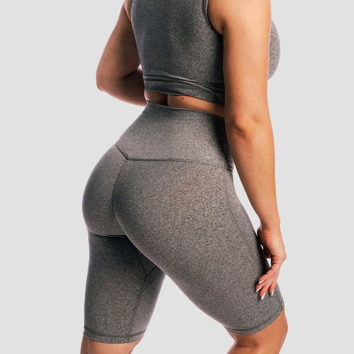 GymBeam Women‘s Core Shorts Storm - Rozmiar: XS | Kolor: Szary | Waga: 0,136 g · záber 2
