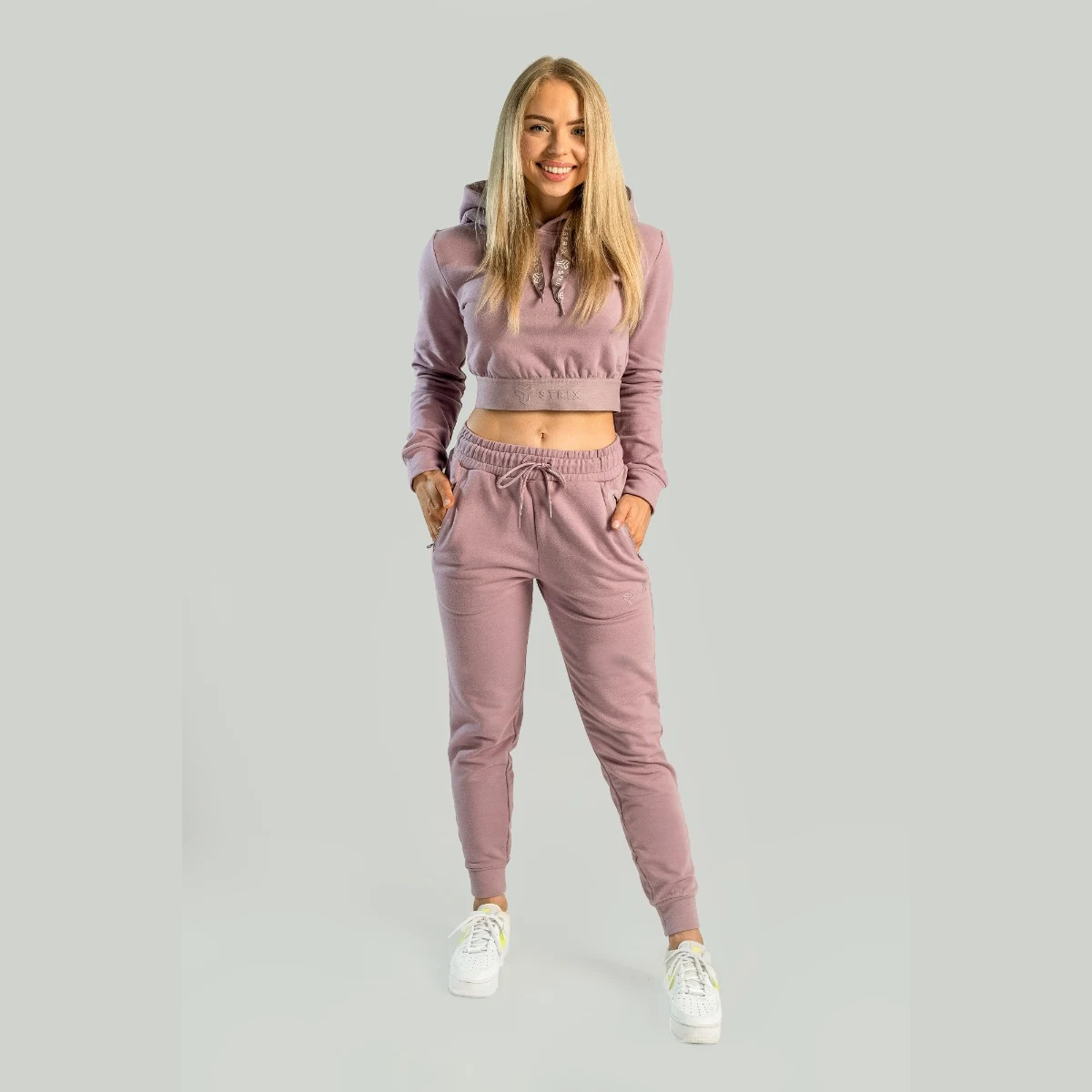 STRIX Krótka bluza damska z kapturem Essential Mauve - Rozmiar: M | Kolor: Fioletowy | Waga: 0,47 g · záber 5
