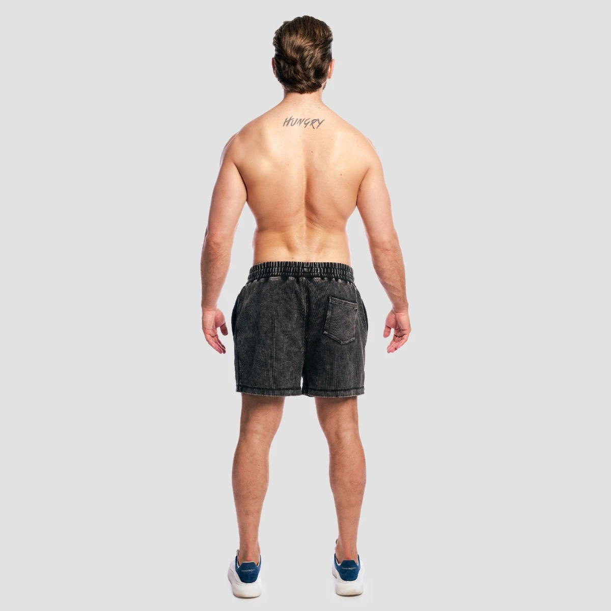 GymBeam Aura Shorts Washed Black - Rozmiar: S | Kolor: Czarny | Waga: 0,4 g | Opakowanie: 32 · záber 4