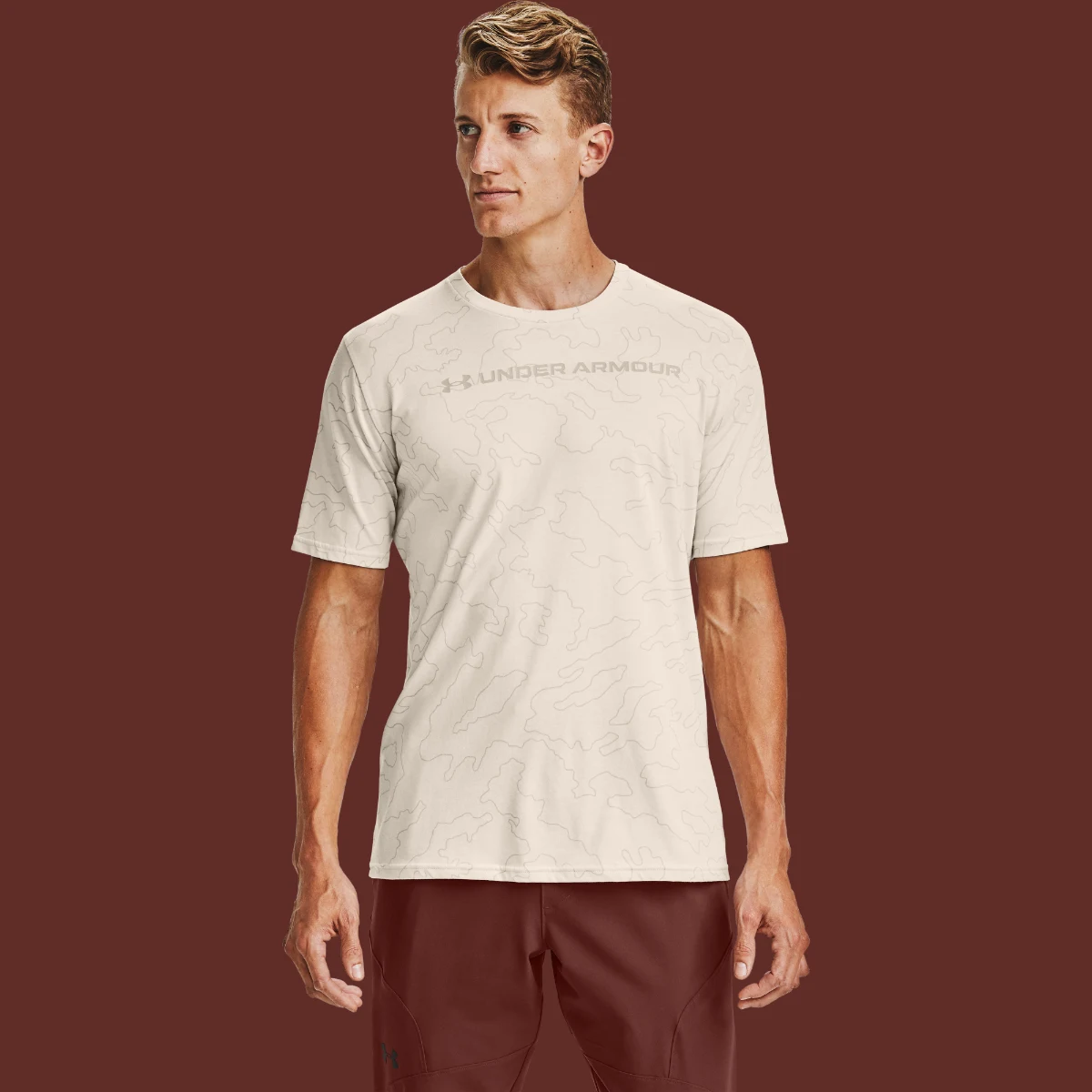 Under Armour Koszulka All Over Wordmark Brown · záber 1