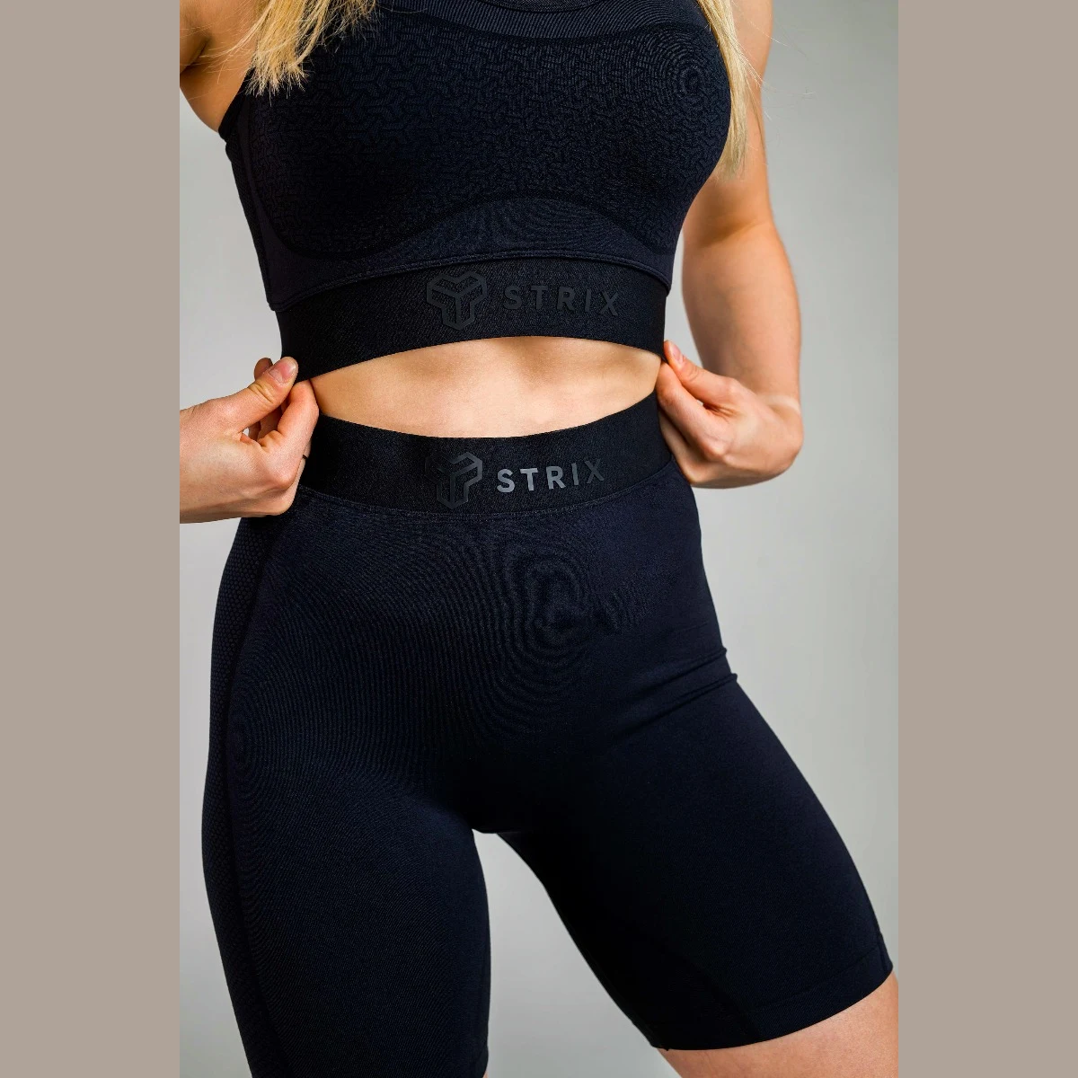 STRIX Stanik sportowy Infinity II · záber 3