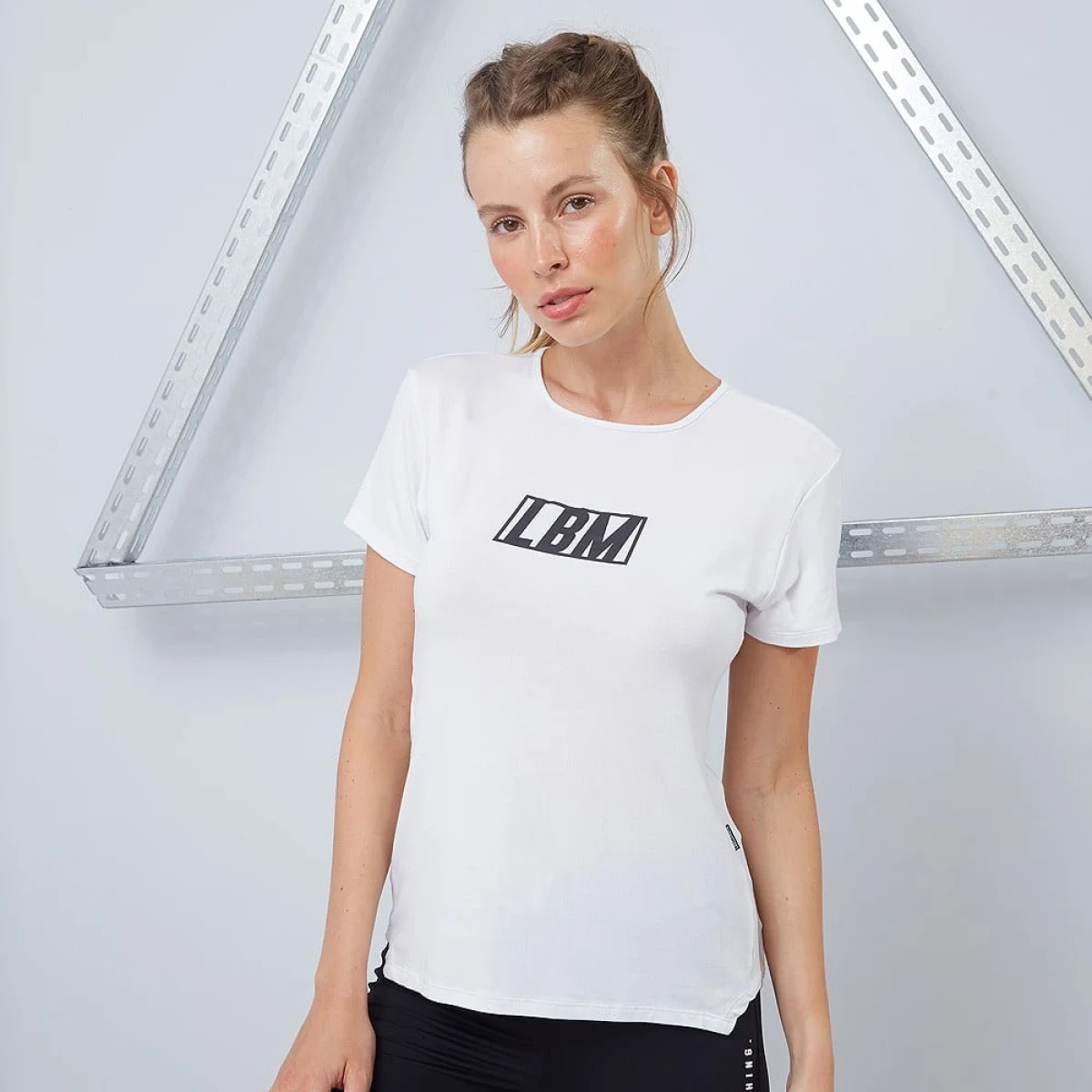 LABELLAMAFIA Women‘s T-shirt Essentials white · záber 1