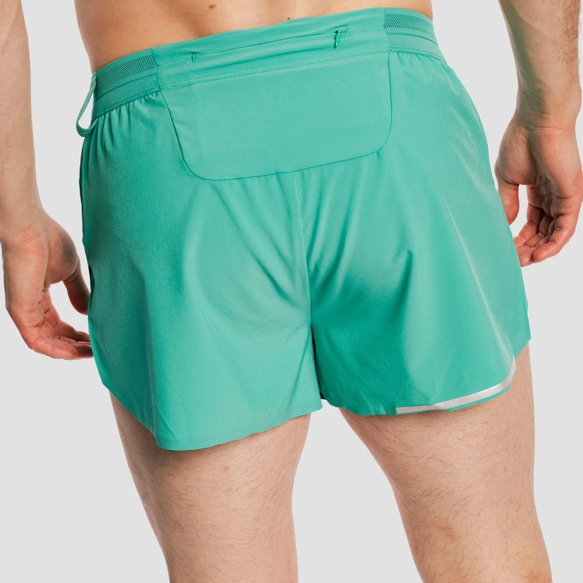 GymBeam Men‘s Pulse X Running Shorts 2in1 Green - Rozmiar: L | Kolor: Zielony | Waga: 0,117 g | Opakowanie: 60 · záber 4