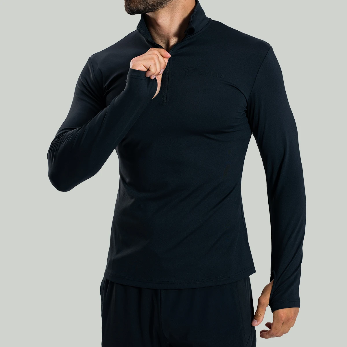 STRIX ULTRA Sports Top Black · záber 2