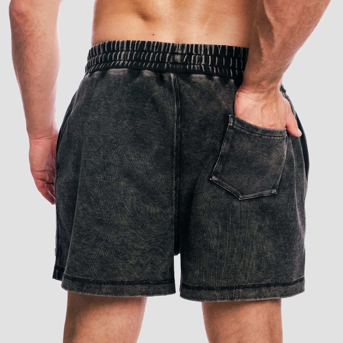 GymBeam Aura Shorts Washed Black - Rozmiar: S | Kolor: Czarny | Waga: 0,4 g | Opakowanie: 32 · záber 3