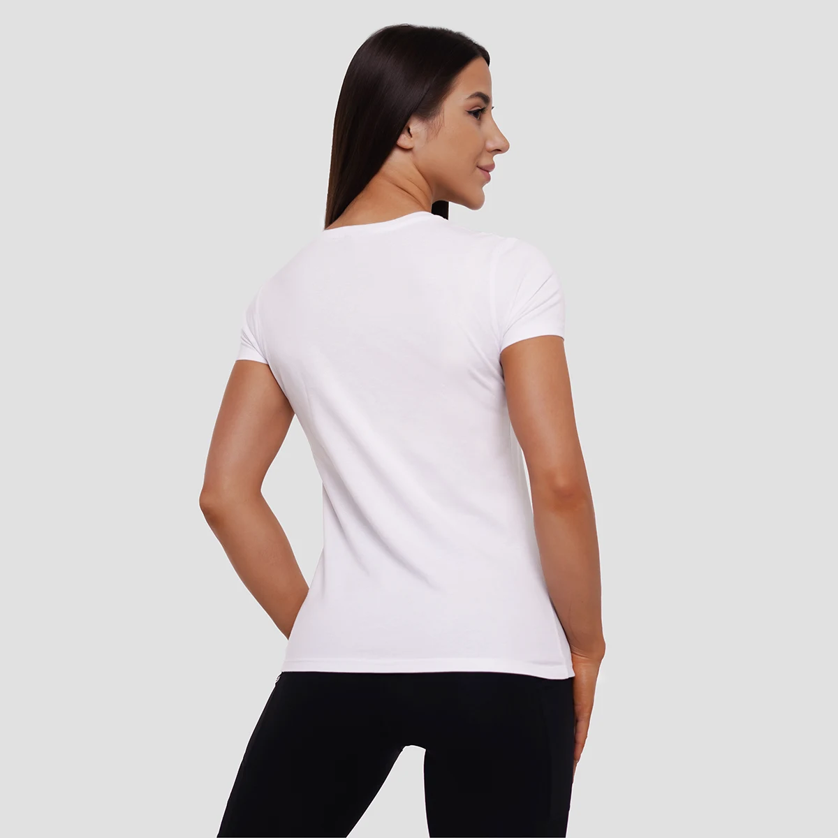 GymBeam Women‘s Stronger Together T-shirt White - Rozmiar: XXL | Kolor: Biały | Waga: 0,17 g | Opakowanie: 50 · záber 4