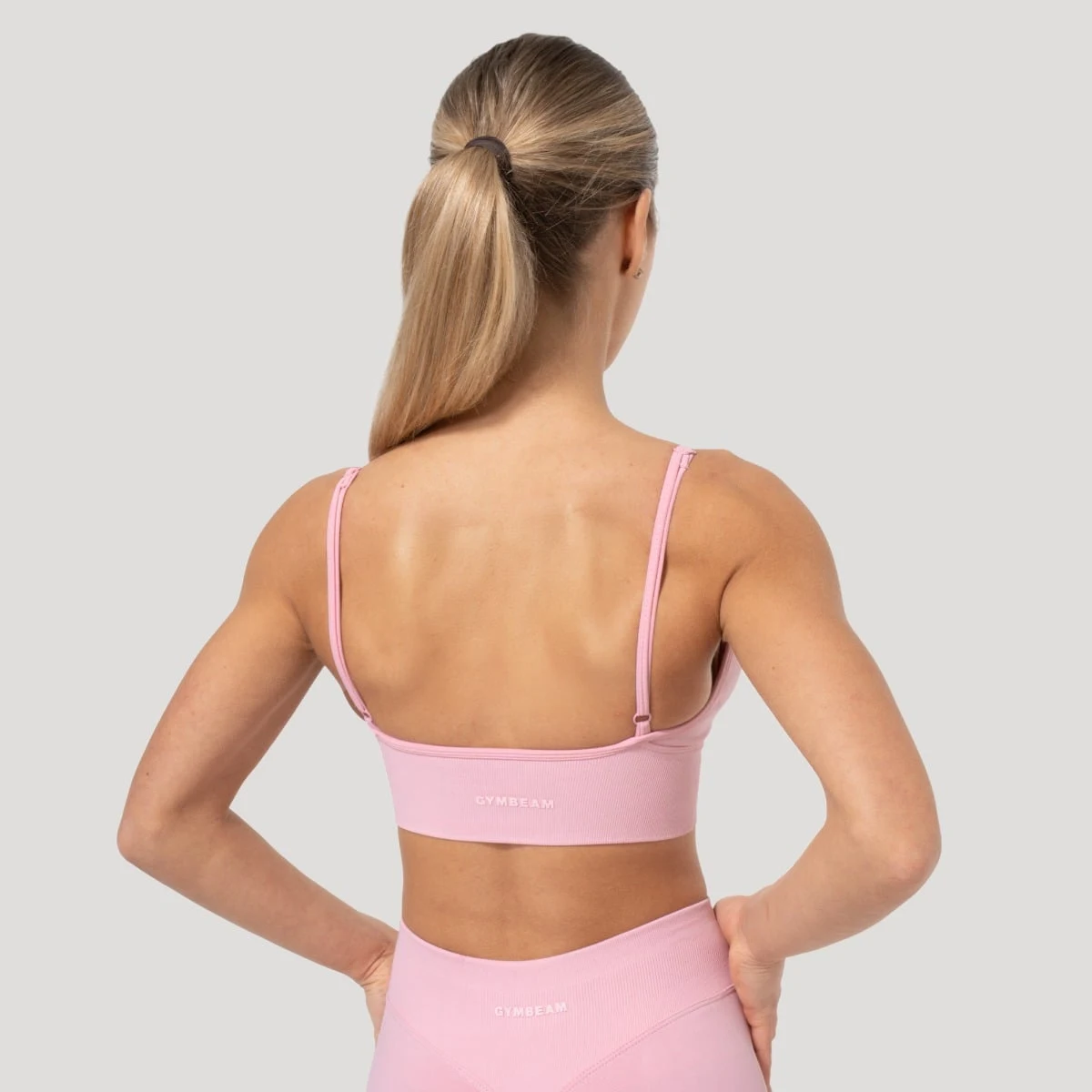 GymBeam Luma Sports Bra Baby Pink - Rozmiar: XL | Kolor: Różowy | Waga: 0,126 g | Opakowanie: 108 · záber 4
