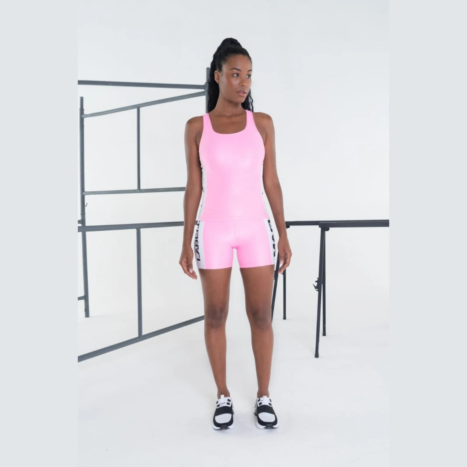 Spodenki Essentials Pink - LABELLAMAFIA · záber 5