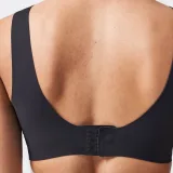 SQUATWOLF Sports bra Free Cut Mid-Support Black - Rozmiar: L | Vek: Dorośli | Waga: 0,11 g | Opakowanie: 100 · záber 3